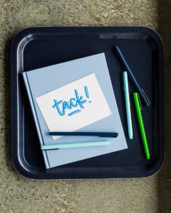 Ob für Meetings, für Skizzen, für Projekte; Das Notizbuch in verschiedenen Farben eignet sich super für die vielseitigen Aufgaben des täglichen Lebens.